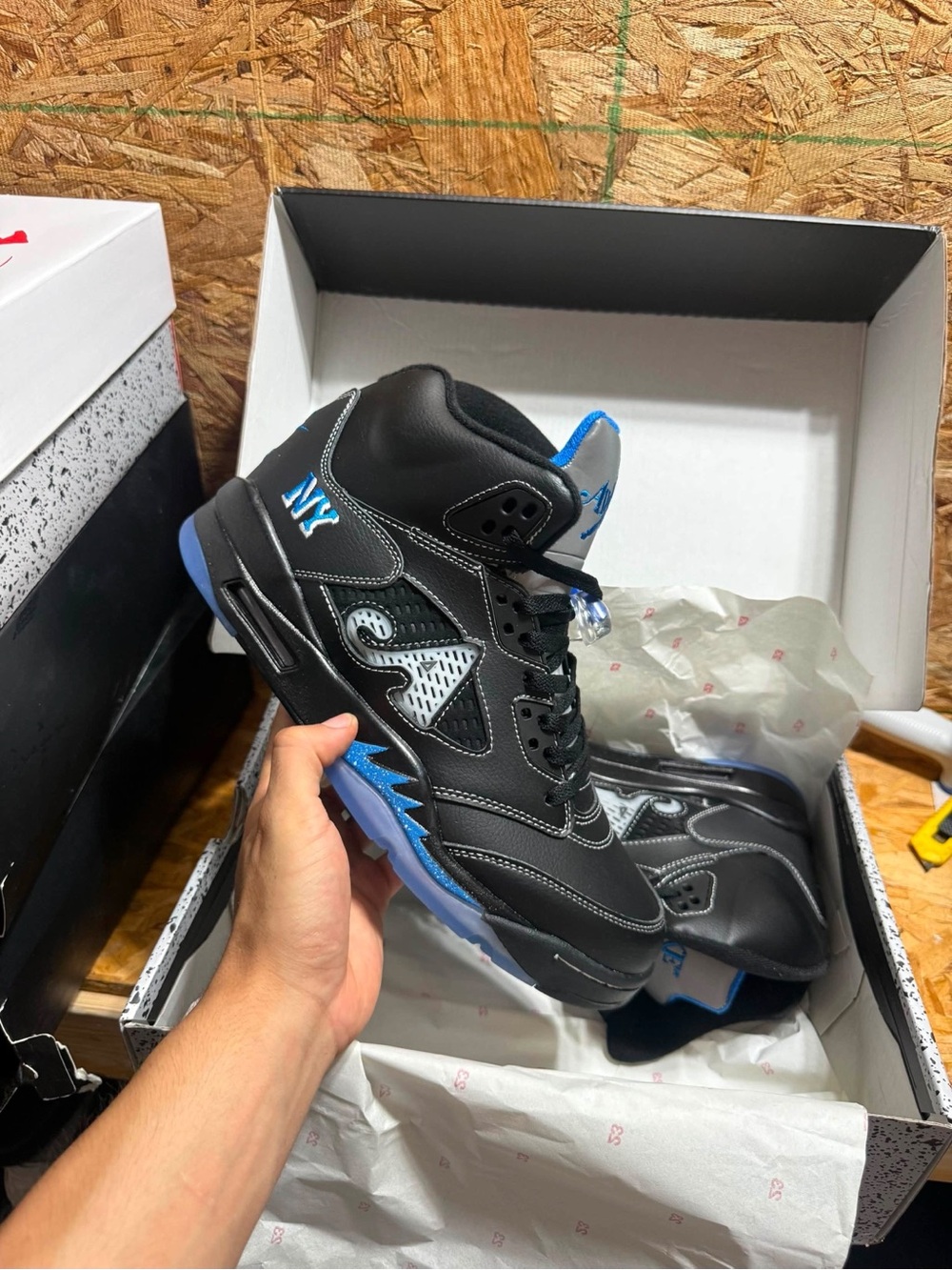 Air Jordan 5 Retro AWAKE NY Boro “Racer Blue” (Men’s Sizes) 🖤